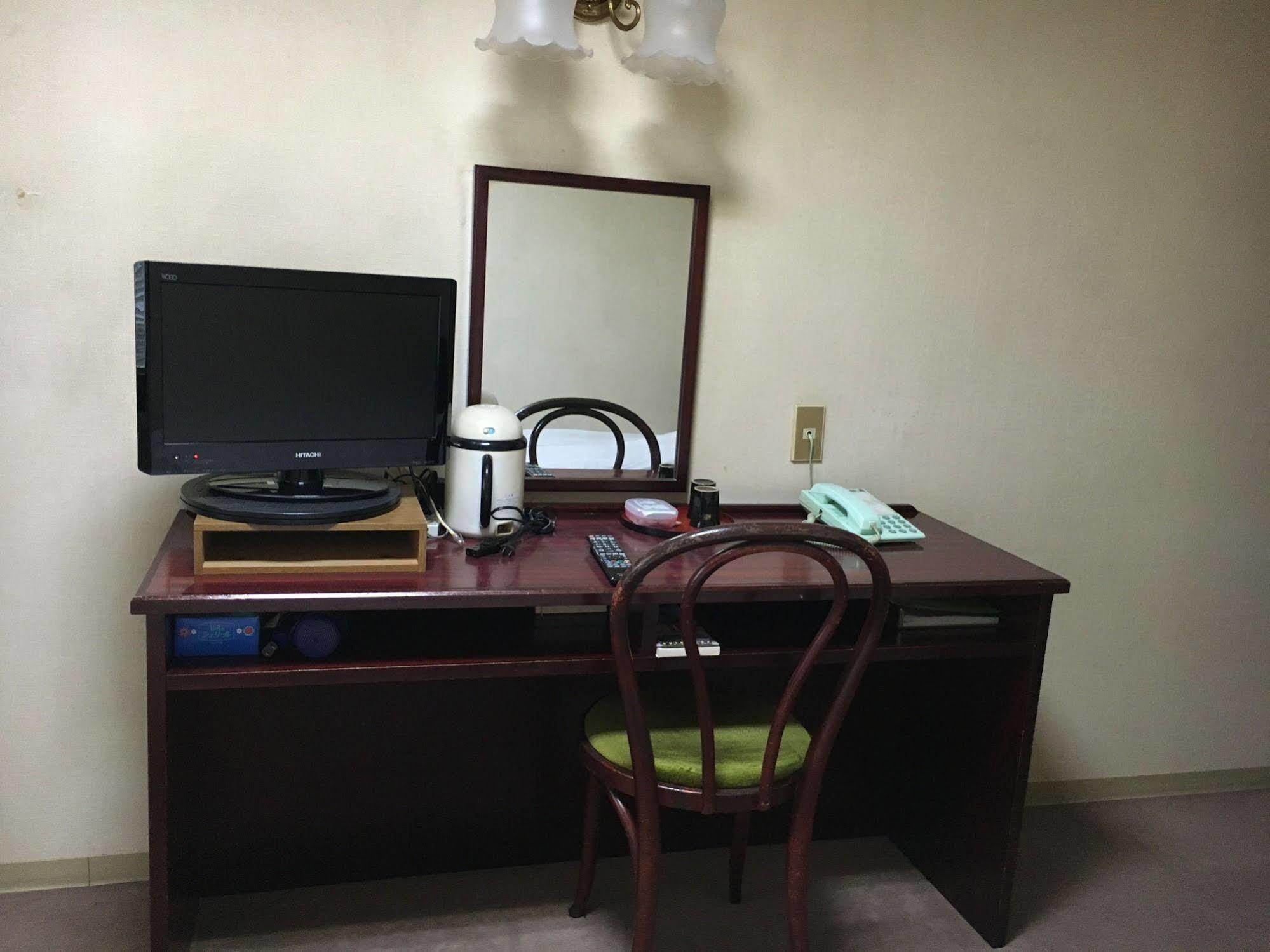 Aoi Business Hotel Фукуяма Экстерьер фото