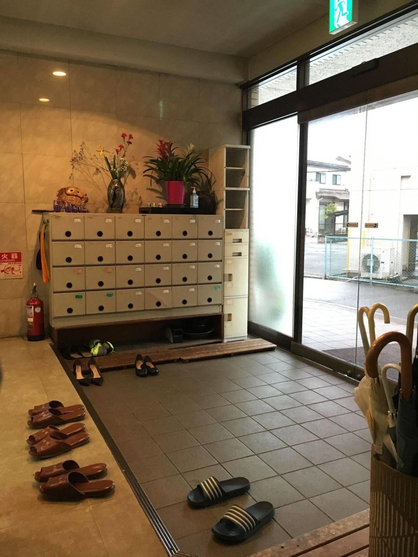 Aoi Business Hotel Фукуяма Экстерьер фото